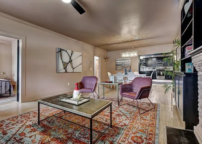 Boho Glam Bungalow Mins Away Western Ave Districts